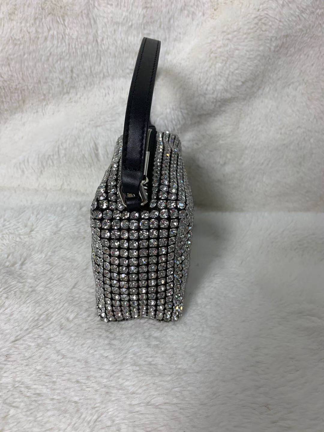 Luxurys Designers Bags Small Handbags coin purse Make up bag diamondF Flapashion cute bag Date Dinner Bag Coin lipstick Beaded Beaded
Luxurys Designers Bags Small Handbags coin purse Make up bag diamondF Flapashion cute bag Date Dinner Bag Coin lipstick Beaded Beaded