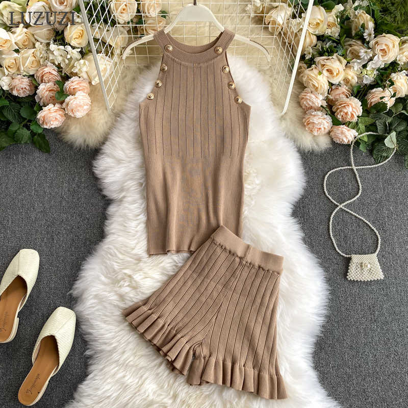 LUZUZI Fashion Summer Knit Vest Shorts Women's Suit Sleeveless Buttons Tops Short Pants Clothing Two Pieces Sets 210708