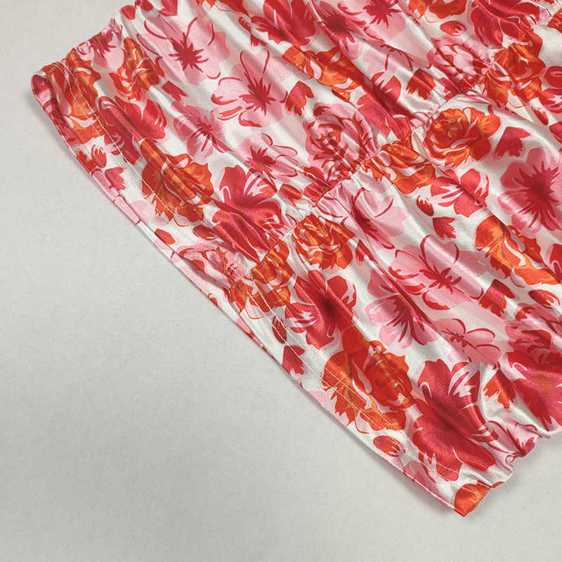 DEAT Women Print Pleated Short Puff Sleeve Buttocks Dress Square Collar High Waist Slim Fashion Spring Summer 11B628 210709