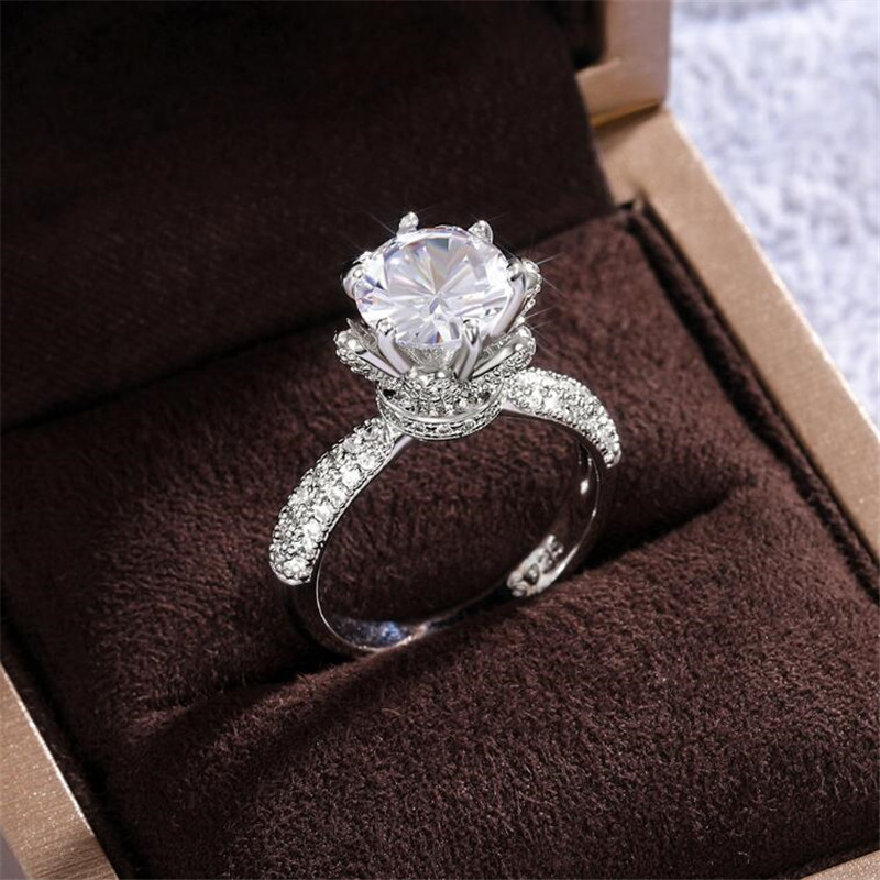 Choucong New Arrival Luxury Jewery 925 Sterling Silver Round Cut White Topaz CZ Diamond Gemstones Eternity Women Wedding Flower Ring Gift