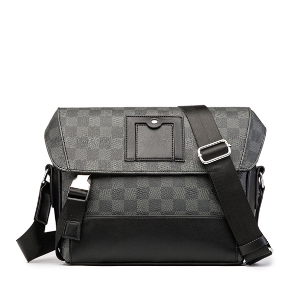 Ck Men's 2020 Single Shoulder Checkerboard Lattice Messenger Bag Foreign Style Leather Versatile New Trend
Ck Men's 2020 Single Shoulder Checkerboard Lattice Messenger Bag Foreign Style Leather Versatile New Trend