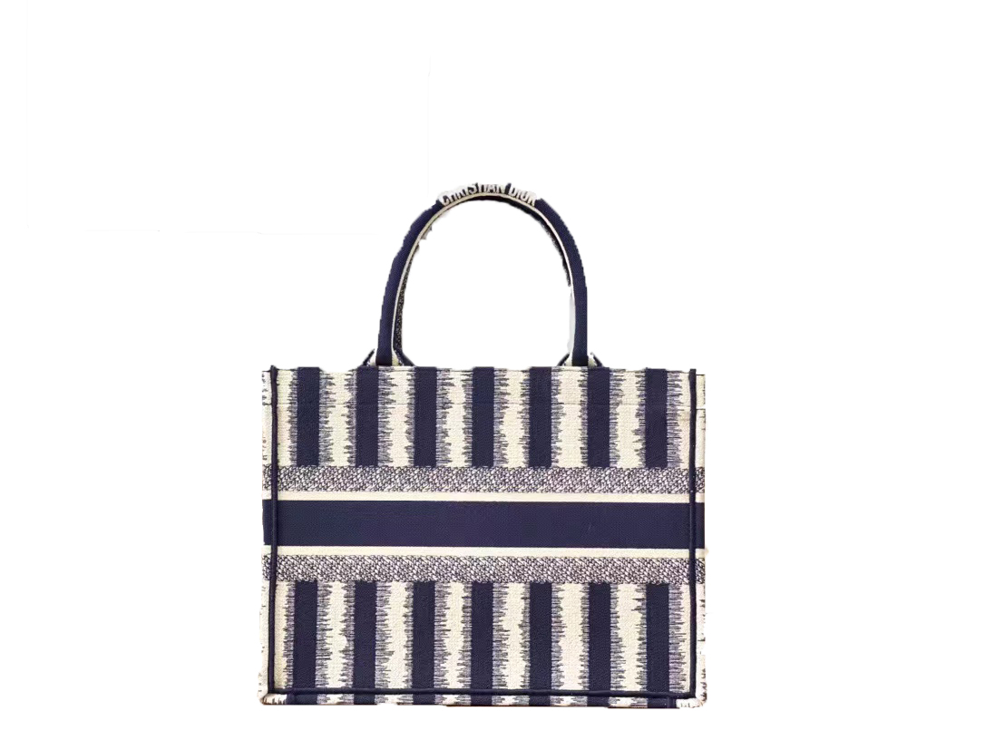 Brand Classic designer Women Designers Shoulder Bags Handbags Top Quality Woman Fashion Genuine Leather handbag Flap Letters Black Crossbody, Pay for freight
Brand Classic designer Women Designers Shoulder Bags Handbags Top Quality Woman Fashion Genuine Leather handbag Flap Letters Black Crossbody, Pay for freight