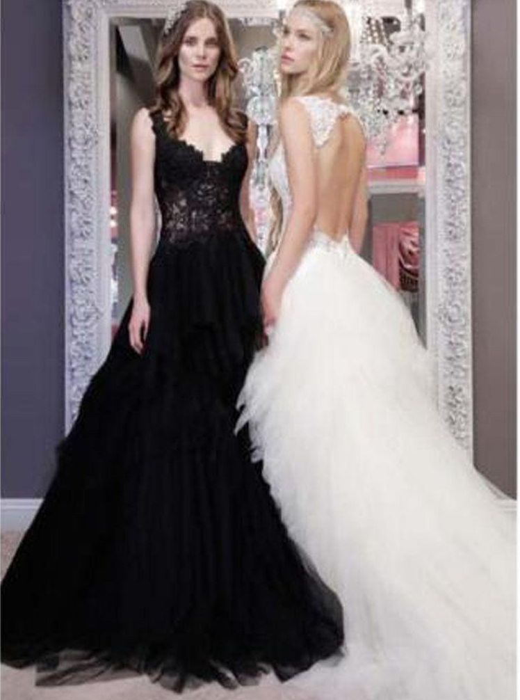 Sexy Backless Black Wedding Dresses 2021 Vintage V-neck Tiered Tulle Skirt Long Bridal Gowns Cheap Gothic Wedding Dress Vestidos de Novia