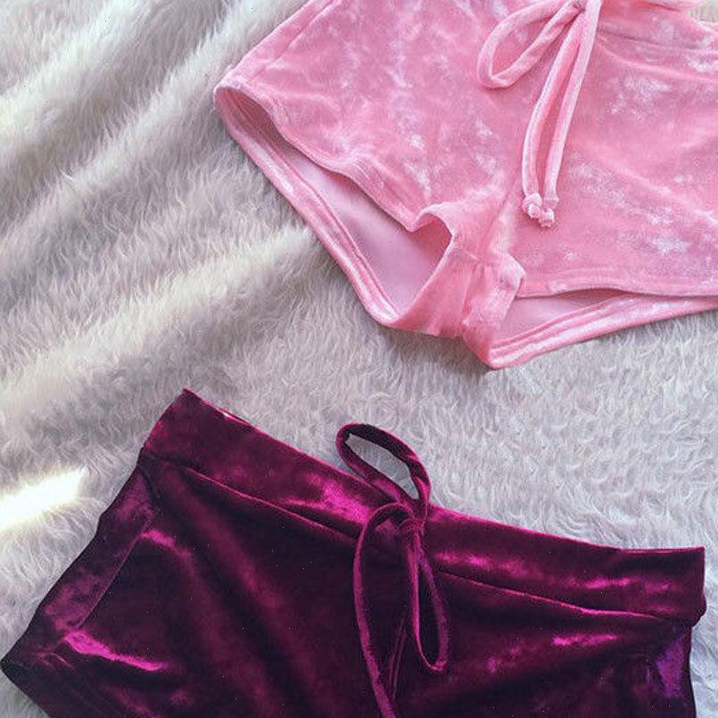 2021 women pink velvet shorts fashion bodycon workout flannel short pants feminino pantalones mujer fitness soft sportwear, White;black
2021 women pink velvet shorts fashion bodycon workout flannel short pants feminino pantalones mujer fitness soft sportwear, White;black