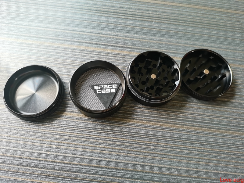In Stock Space Case Herb Grinder 55mm Spacecase Cigarette Tobacco 4 Layer Parts Aluminum Alloy Metal Black Grinders Smoking with Pollen Keef Scrapers от DHgate WW