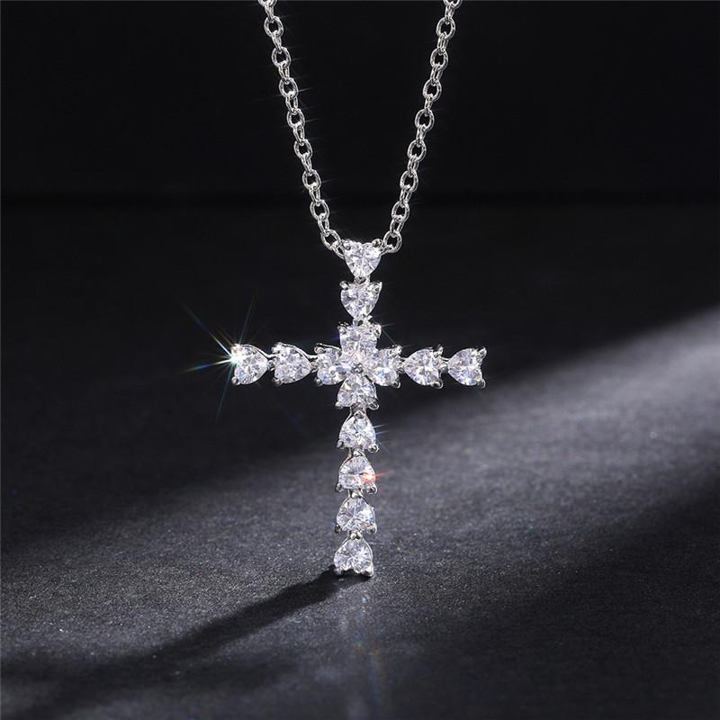 Pendant Necklaces Delicate Crystal Heart Cross Pendent For Women Shiny CZ Fine Anniversary Gift Fashion Versatile Female Necklace
Pendant Necklaces Delicate Crystal Heart Cross Pendent For Women Shiny CZ Fine Anniversary Gift Fashion Versatile Female Necklace