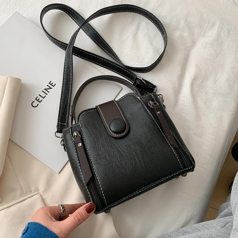 2021 New Designer Handbags Lady Shoulder Bag Fashion Solid Travel Crossbody Bags For Women PU Leather Small Bucket Bag, Black
2021 New Designer Handbags Lady Shoulder Bag Fashion Solid Travel Crossbody Bags For Women PU Leather Small Bucket Bag, Black