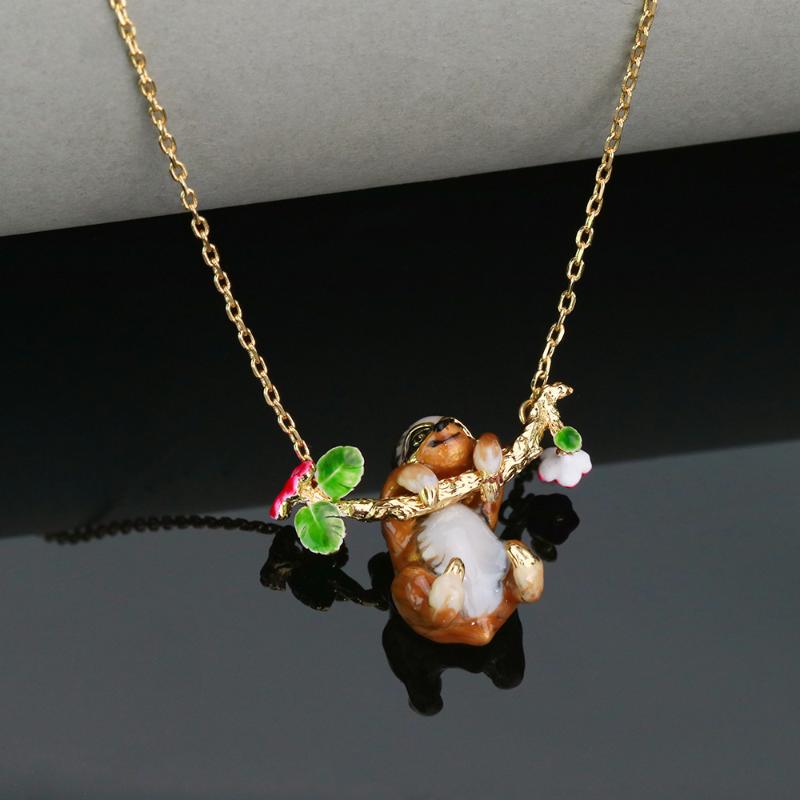Stud European And American Jewelry Explosion Necklace Female Niche Design Sense Cute Sloth Enamel Ladies Clavicle, Golden;silver
Stud European And American Jewelry Explosion Necklace Female Niche Design Sense Cute Sloth Enamel Ladies Clavicle, Golden;silver