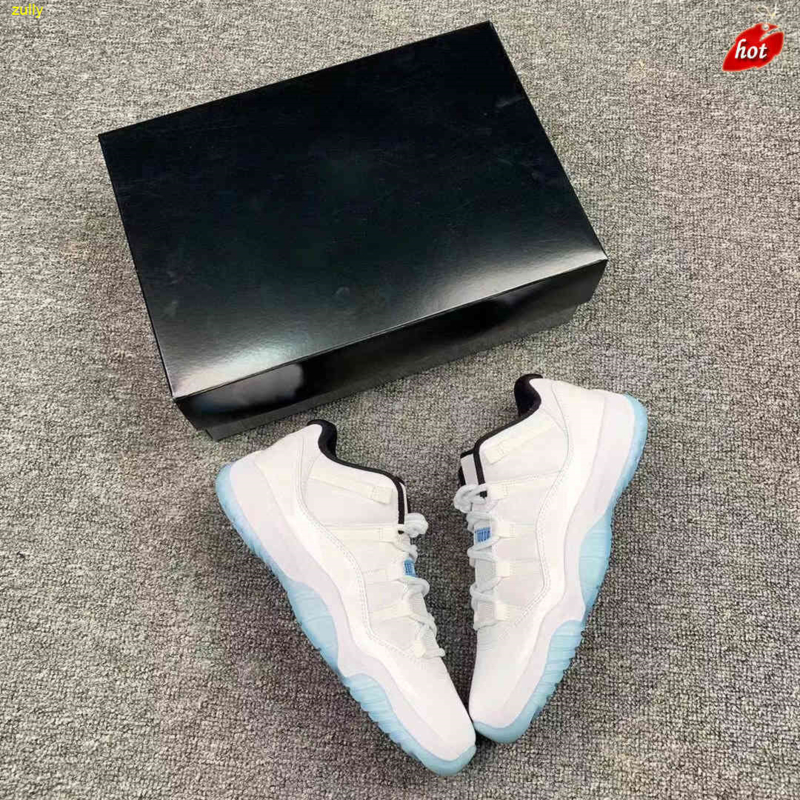 Shoes Released Authentic 11 Legend Blue Low Men Women Footwear AV2187-117 Real Carbon Fiber Sports Sneakers Original, Bubble wrap packaging
Shoes Released Authentic 11 Legend Blue Low Men Women Footwear AV2187-117 Real Carbon Fiber Sports Sneakers Original, Bubble wrap packaging
