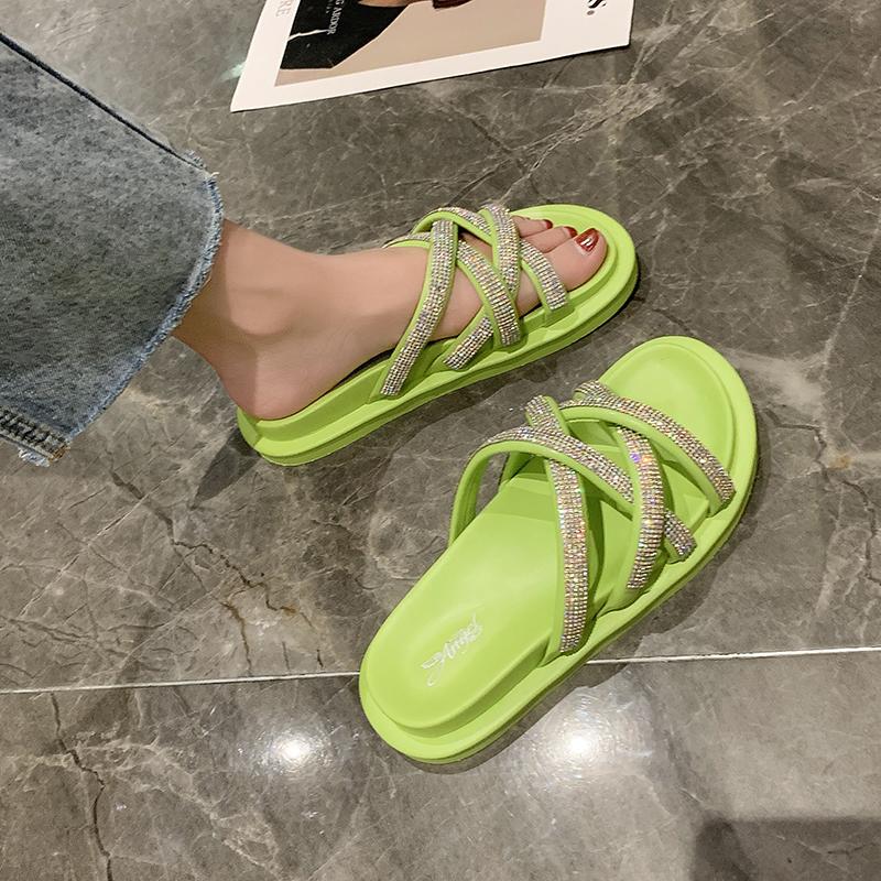 Slippers Shoes Woman 2021 Soft Pantofle Low Luxury Slides Fretwork Heels Jelly Flip Flops Candy Colors Comfort Designer Glit
Slippers Shoes Woman 2021 Soft Pantofle Low Luxury Slides Fretwork Heels Jelly Flip Flops Candy Colors Comfort Designer Glit