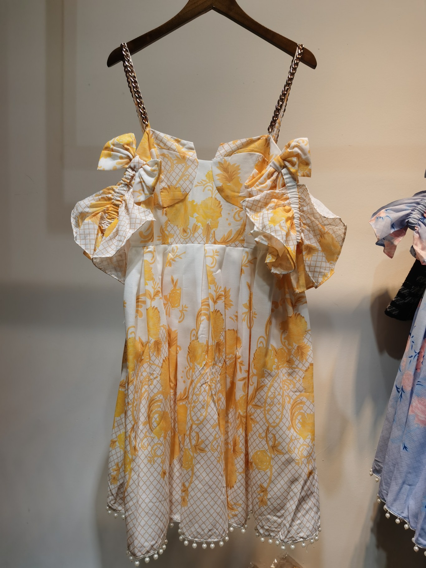 2022 high end women' dress linen silk lace up suspender skirt tie flower print chain medium length skirt women, Orange
2022 high end women' dress linen silk lace up suspender skirt tie flower print chain medium length skirt women, Orange