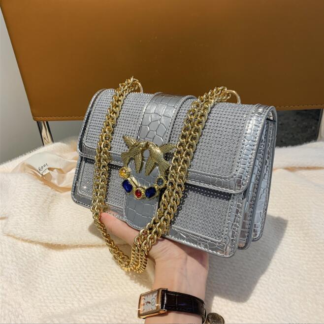 Factory wholesale women leathers shoulder bags street trend rivet chain bag sweet lady diamond handbag personalized embossed leather handbags