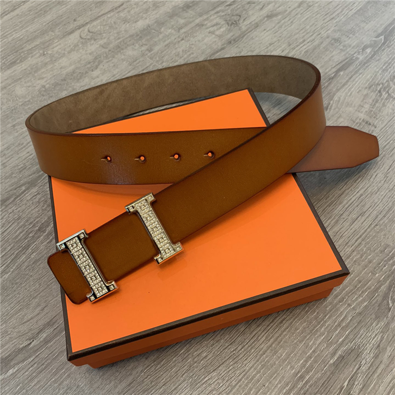 Fashion Men Designer Belt Classic Women Designers Belts Leather Mens Womens Golden Letter Buckle Belts Cowhide Belt Width 3.8cm 21112407V, As pics
Fashion Men Designer Belt Classic Women Designers Belts Leather Mens Womens Golden Letter Buckle Belts Cowhide Belt Width 3.8cm 21112407V, As pics