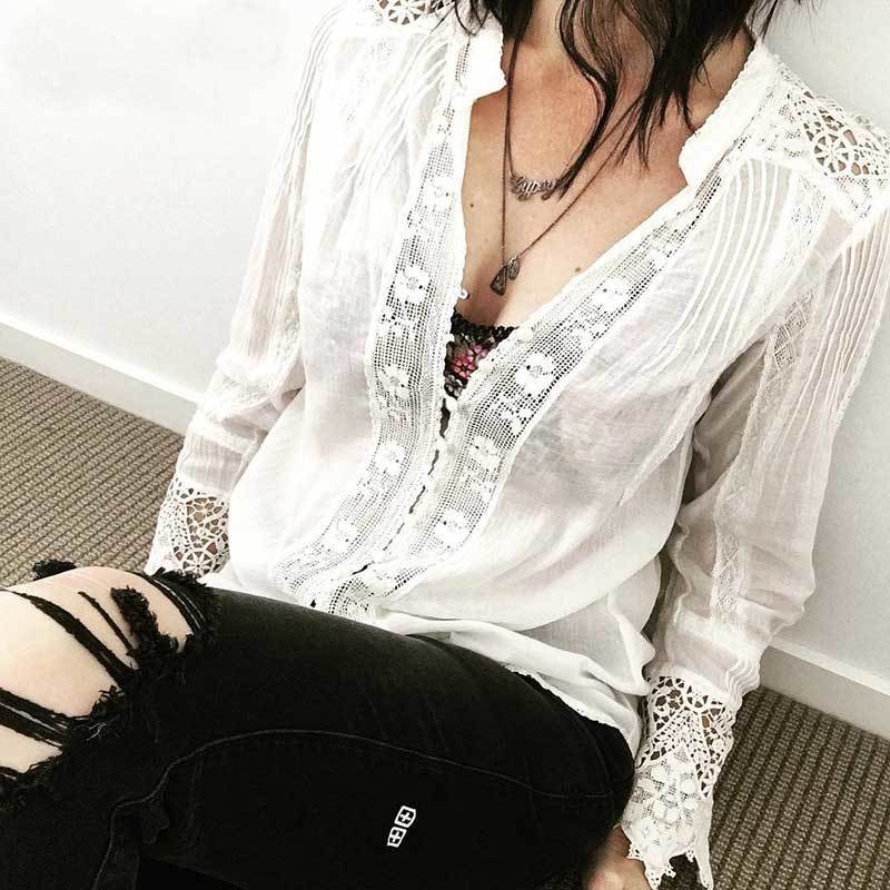 GypsyLady White Blouse Shirt Lace Inserted Chic Boho Blouse Loose Long Sleeve V-neck Elegant Shirt Female Tunic Top Blusas 210225