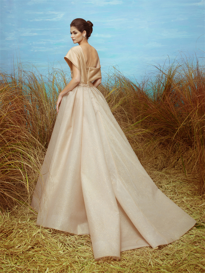 Gorgeous Jumpsuit Mother Of The Bride Dresses Beads With Detachable Train Ruffles Evening Dress Short Sleeves Formal Mother's Wear