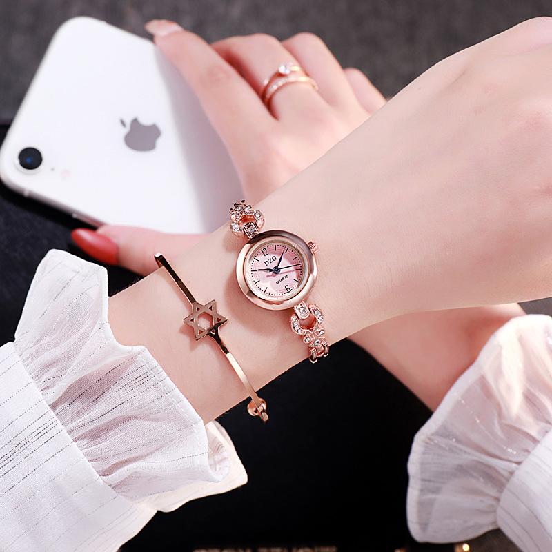 Wristwatches DZG Retro Girl Thin Chain Watch Literary Female Korean Version Simple Student Wild Personality Bracelet, Rose gold
Wristwatches DZG Retro Girl Thin Chain Watch Literary Female Korean Version Simple Student Wild Personality Bracelet, Rose gold