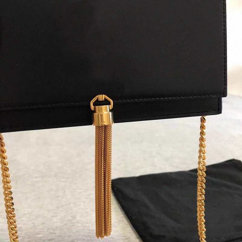 designer handbag bag leather Women's wallet luxury chain high quality tassel Shoulder Bag Coin Purse messenger tote saint
designer handbag bag leather Women's wallet luxury chain high quality tassel Shoulder Bag Coin Purse messenger tote saint