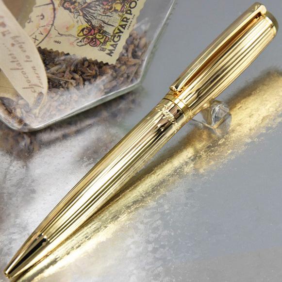 10 Colors High Quality Classic Big Head texture Streamlining Metal barrel Ballpoint Pen+Cufflinks Set+2 Additional Refills+Gift Plush Pouch, Golden / silver
10 Colors High Quality Classic Big Head texture Streamlining Metal barrel Ballpoint Pen+Cufflinks Set+2 Additional Refills+Gift Plush Pouch, Golden / silver