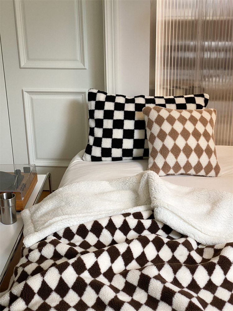 Soft Quilt Blanket for Bed Printed Raschel Mink Throw Twin Queen Size Single Double Fluffy Warm Fat Thick Blankets Winter
Soft Quilt Blanket for Bed Printed Raschel Mink Throw Twin Queen Size Single Double Fluffy Warm Fat Thick Blankets Winter