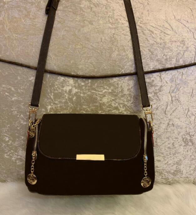high quality Women handbags Purse chain shoulder bag women crossbody Lady message handbag purses, Brown flower
high quality Women handbags Purse chain shoulder bag women crossbody Lady message handbag purses, Brown flower