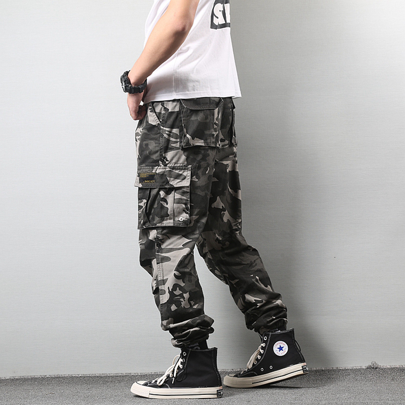 2021 New High Street Fashion Casual Camouflage Military Trousers Big Pocket Loose Cargo Men Hip Hop Joggers Pants Hombre Auo9, Khaki
2021 New High Street Fashion Casual Camouflage Military Trousers Big Pocket Loose Cargo Men Hip Hop Joggers Pants Hombre Auo9, Khaki