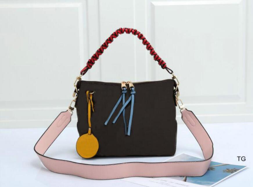 Top quality 2022Designers Bag Leather Women handbag Fashion female Crossbody Handbags Tote Lady Shoulder Vintage bags Wallet, Red
Top quality 2022Designers Bag Leather Women handbag Fashion female Crossbody Handbags Tote Lady Shoulder Vintage bags Wallet, Red
