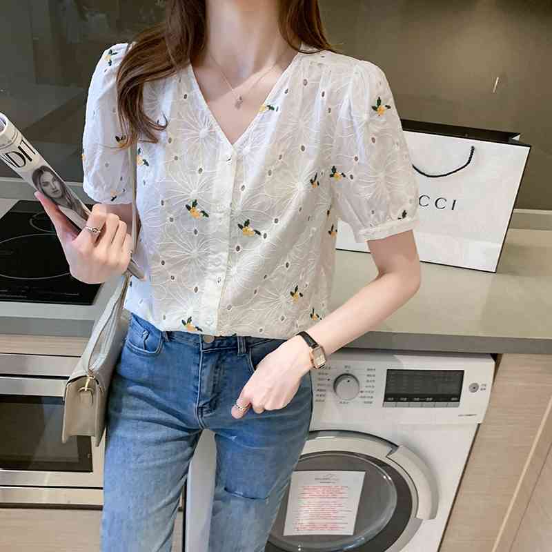 Korean Women Shirts Woman Short Sleeve Blouse Chiffon Blouses Office Lady White Tops Plus Size XXL 210531
