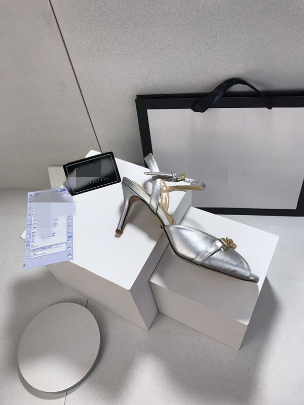 Fish mouth gold heels stiletto heel summer sandals genuine leather metal dress open toe shoes banquet women's high MKJ0002
Fish mouth gold heels stiletto heel summer sandals genuine leather metal dress open toe shoes banquet women's high MKJ0002