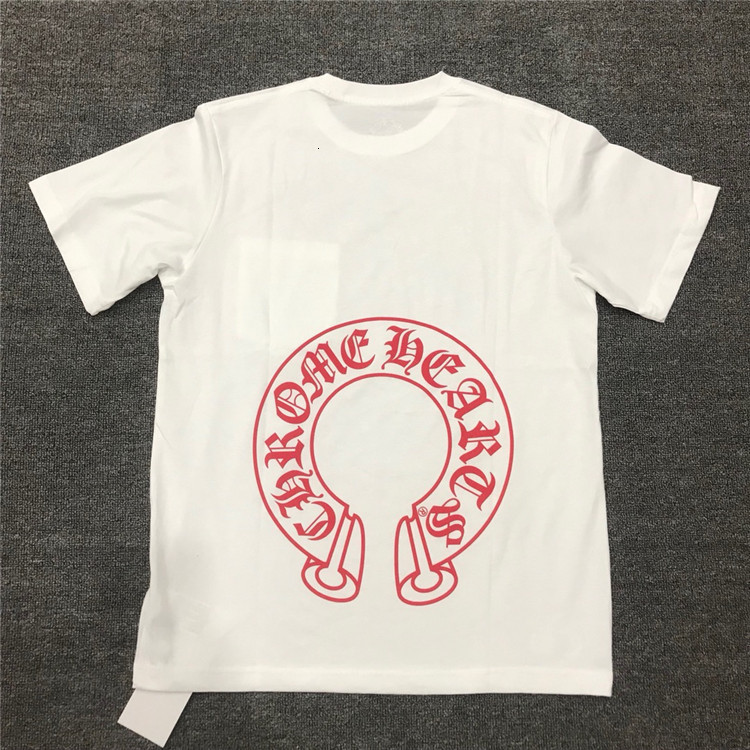 Outlet Chao Chromes/hearts Brandch Ch Croxin Neckline Letter Red Horseshoe Cross Printed Men' and Women' Short Sleeve T-shirt y DWIN, White
Outlet Chao Chromes/hearts Brandch Ch Croxin Neckline Letter Red Horseshoe Cross Printed Men' and Women' Short Sleeve T-shirt y DWIN, White