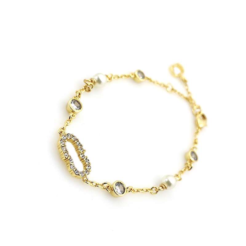 Fashion Gold Bracelet For Women Love D Bracelets Women Pearl Bracelet Luxurys Designers Womens Designer Bracelets Luxury Jewelry D2109241Z
Fashion Gold Bracelet For Women Love D Bracelets Women Pearl Bracelet Luxurys Designers Womens Designer Bracelets Luxury Jewelry D2109241Z