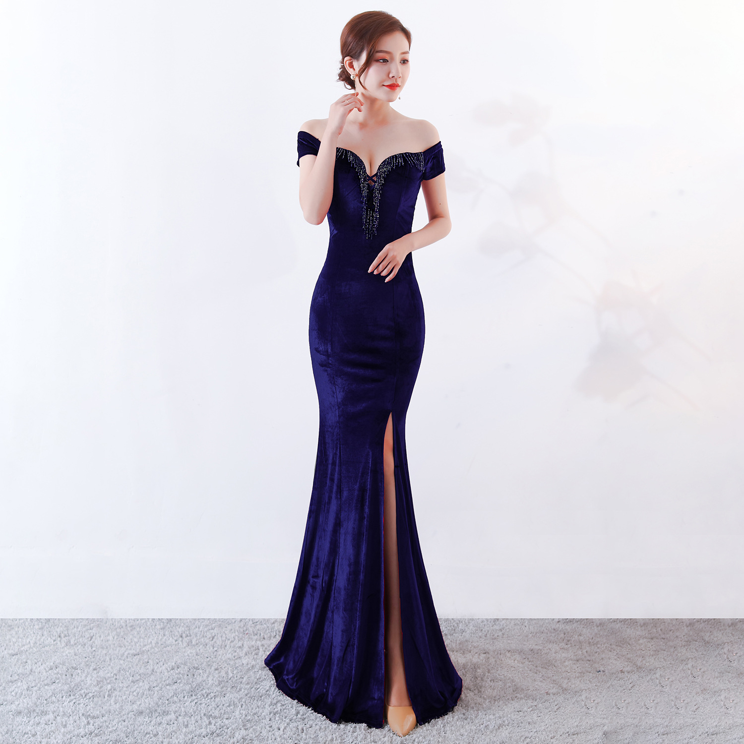 Women's Evening Dress Sexy Host Fishtail Skirt Long Velvet Slim Fit Dignified atmosphere prom gowns robe vert émeraude