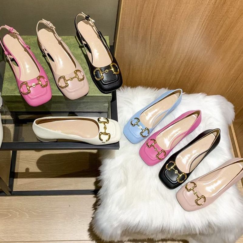 2021 Fashion Designer Work Dress Shoes Womens Sandals 100% Genuine Leather Flat Buckle Casual Ladies Metal Cowhide Letters 34-40, Price difference
2021 Fashion Designer Work Dress Shoes Womens Sandals 100% Genuine Leather Flat Buckle Casual Ladies Metal Cowhide Letters 34-40, Price difference