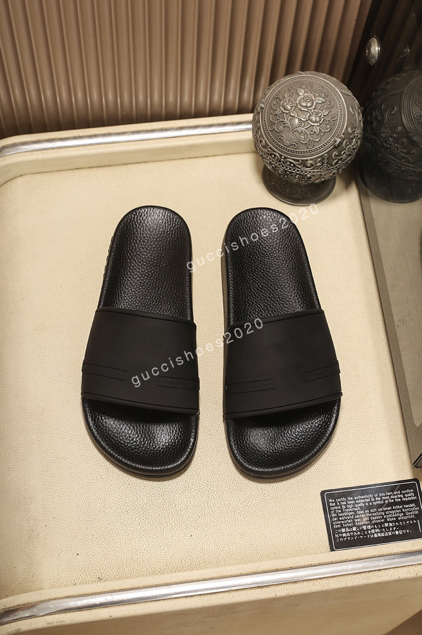 2022 Slippers Mens Womens slider slides Sandals rubber or fur furry Designer flat sole slipper Piscine Red embossing on logo sliders, 02
2022 Slippers Mens Womens slider slides Sandals rubber or fur furry Designer flat sole slipper Piscine Red embossing on logo sliders, 02