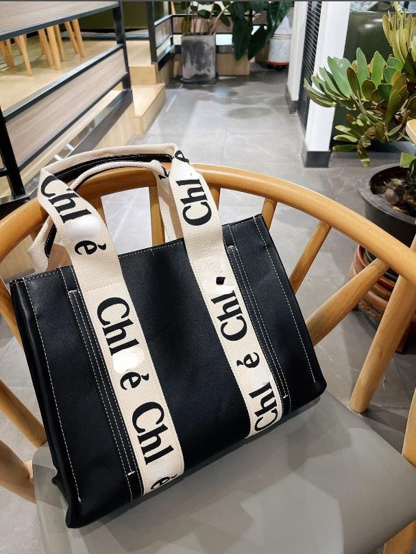 Fashion Designer Shoulder Bags Letter Print Large Capacity Tote Bag Canvas Female Casual Handbags Y140C3083
Fashion Designer Shoulder Bags Letter Print Large Capacity Tote Bag Canvas Female Casual Handbags Y140C3083