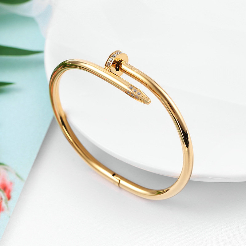 With Box Gold Silver Titanium Steel Bracelet Inlay Diamond Screw Cuff Bracelets Women Men Love Jewelry Gift 16 19 21 Size
With Box Gold Silver Titanium Steel Bracelet Inlay Diamond Screw Cuff Bracelets Women Men Love Jewelry Gift 16 19 21 Size