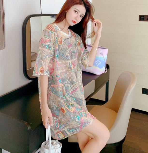 new European Bling Women Long Tees Women Chic Lady Sequines T-shirts Femme Embroidery T-shirts Tops lady sequined t-shirts 210310
