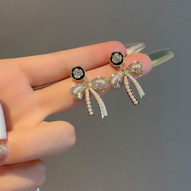 Dangle & Chandelier Arrival Fashion Drop Earrings Metal Trendy Bowknot Women Simple Elegant Female Jewelry, Silver
Dangle & Chandelier Arrival Fashion Drop Earrings Metal Trendy Bowknot Women Simple Elegant Female Jewelry, Silver