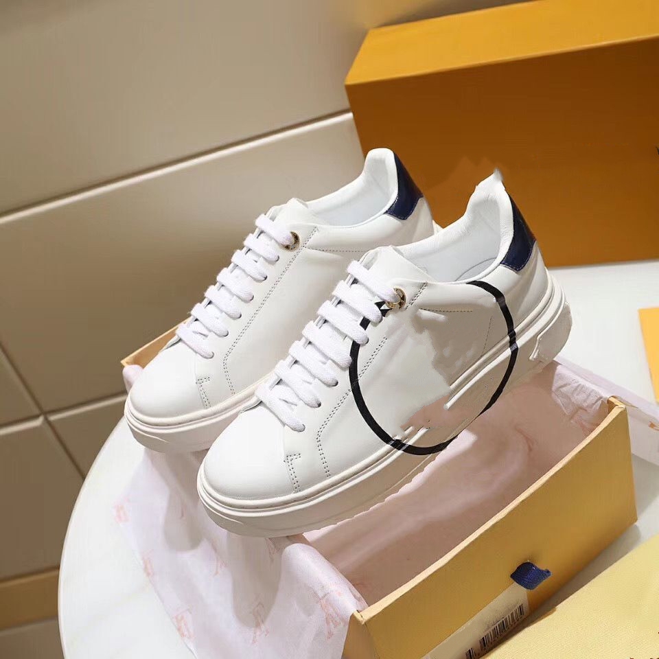 2021e autumn new leather men and women low-cut lace casual shoes, high-quality fashion wild couple sports shoes, size: 35-45 MKJ002, Black
2021e autumn new leather men and women low-cut lace casual shoes, high-quality fashion wild couple sports shoes, size: 35-45 MKJ002, Black