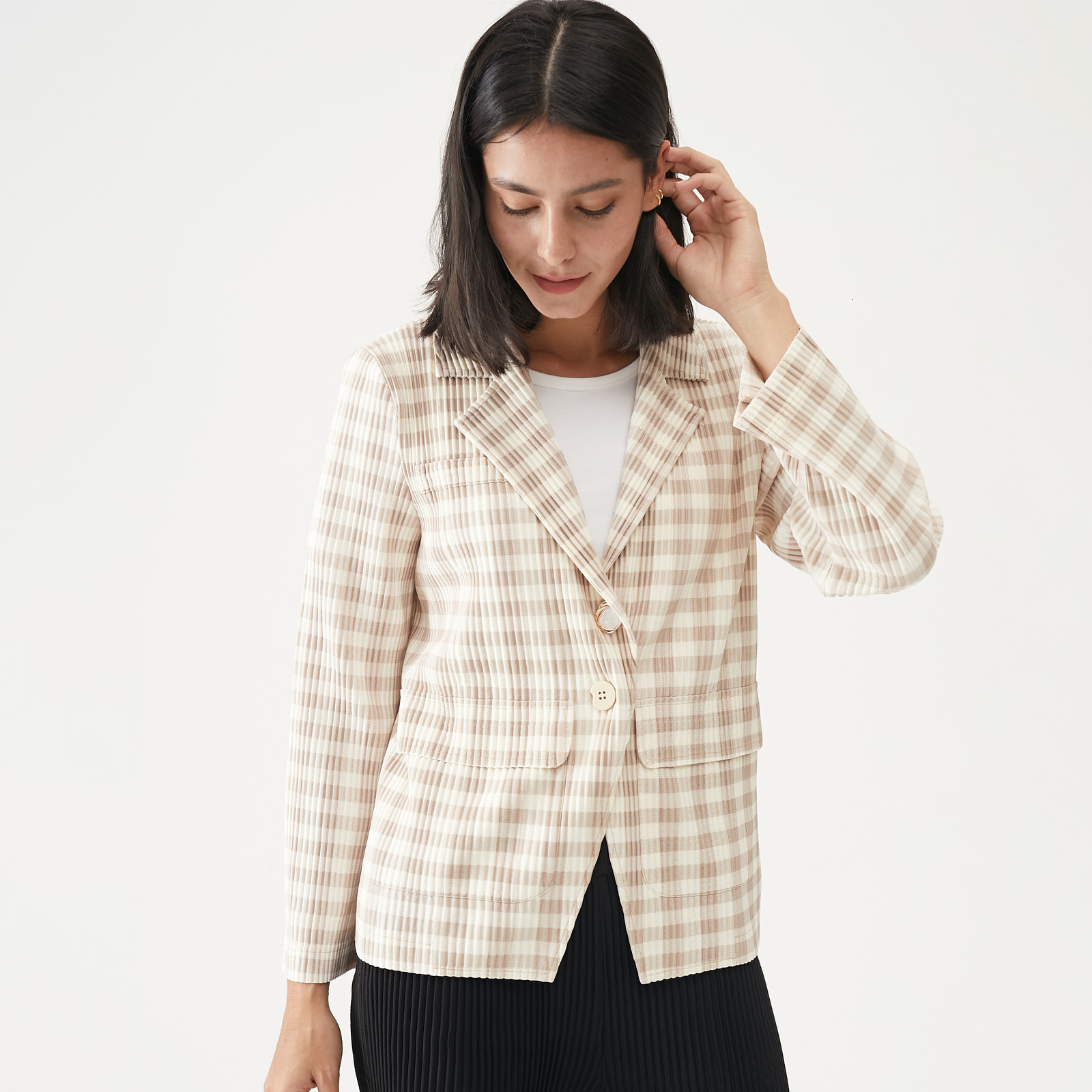 New Pleated Plaid Blazer Women 2021 Spring Casual Office Lady Jacket Korean Fashion Cotton Button Coat Vintage Clothes Ce84, Beige
New Pleated Plaid Blazer Women 2021 Spring Casual Office Lady Jacket Korean Fashion Cotton Button Coat Vintage Clothes Ce84, Beige