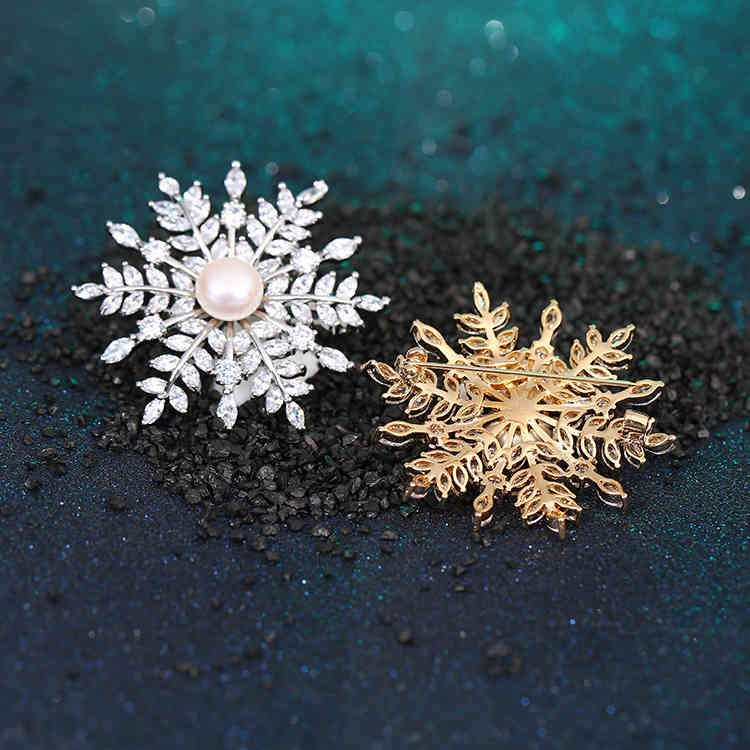 Freshwater Pearl Brooch Snowflake Series Clothes Accessories Exquisite