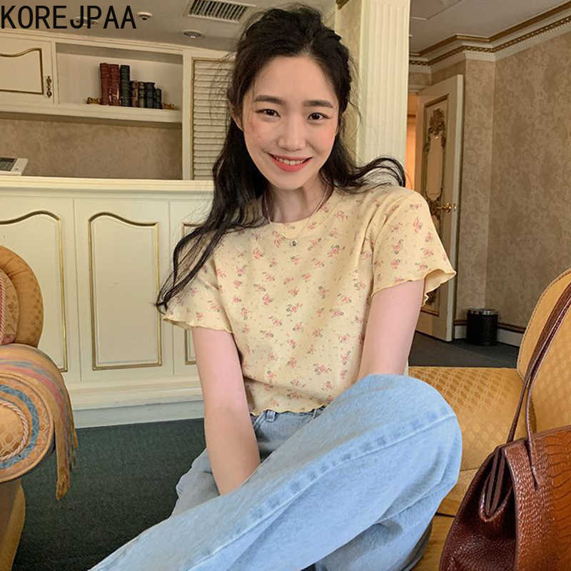 Korejpaa Women Set Summer Korean Chic Age-Reducing Sweet Round Neck Pullover Casual Floral T-Shirt High Waist Wide Leg Pant 210526, Yellow floral top
Korejpaa Women Set Summer Korean Chic Age-Reducing Sweet Round Neck Pullover Casual Floral T-Shirt High Waist Wide Leg Pant 210526, Yellow floral top