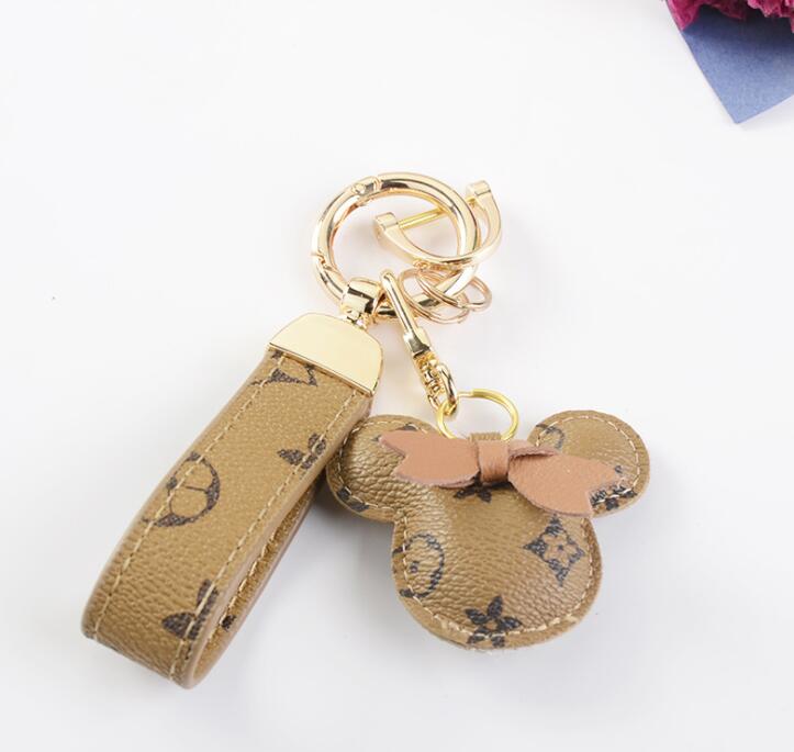 With box Keychains bag charm pendant luxurys designers leather keychain holder high quality fashion accessories women cute key chains bulldo