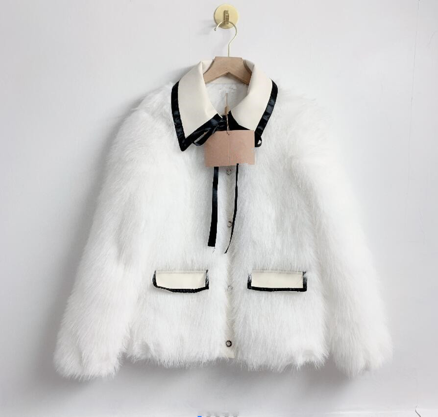 Fur short eco-friendly imitation fur fur coat, motorcycle women' fur, one piece of leather design, bow decoration, super age reduction 1028, Extra shipping postage/no ship
Fur short eco-friendly imitation fur fur coat, motorcycle women' fur, one piece of leather design, bow decoration, super age reduction 1028, Extra shipping postage/no ship
