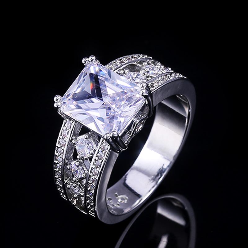 Wedding Rings Huitan Classic Geometric Cubic Zircon Crystal Stone Ring Creative Super Pretty Pattern Band Design Wholesale Lots&Bulk
Wedding Rings Huitan Classic Geometric Cubic Zircon Crystal Stone Ring Creative Super Pretty Pattern Band Design Wholesale Lots&Bulk