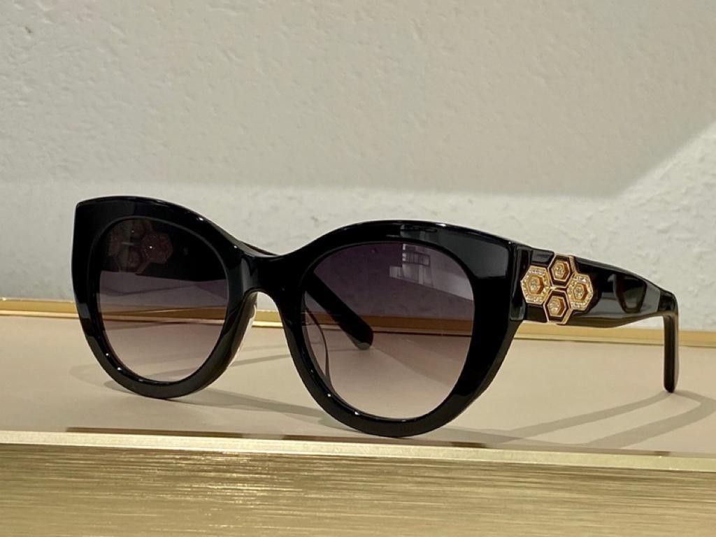 New top quality 8214 womens sunglasses men sun glasses women sunglasses fashion style protects eyes Gafas de sol lunettes de soleil with box, White;black
New top quality 8214 womens sunglasses men sun glasses women sunglasses fashion style protects eyes Gafas de sol lunettes de soleil with box, White;black