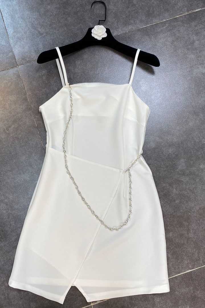 DEAT Spring Summer Fashion Casual Chain Decoration Irregular Solid Color Sleeveless Suspender Dress Women SK183 210709