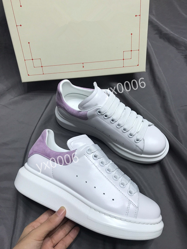 2022 Designer luxury men women casual 35-44 shoes fabric suede effect calfskin nylon Reflective sneakers velvet mixed fiber fashion top qualit gp191120, Choose the color
2022 Designer luxury men women casual 35-44 shoes fabric suede effect calfskin nylon Reflective sneakers velvet mixed fiber fashion top qualit gp191120, Choose the color