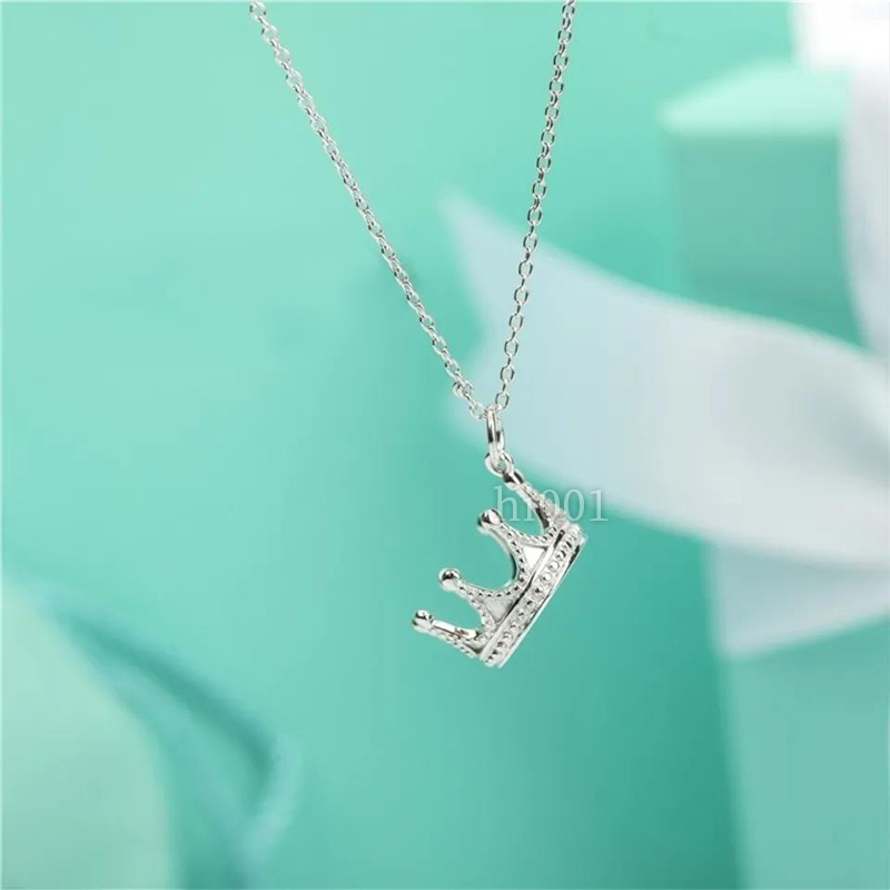 Designer Women's Necklace Fashion Temperament High quality Crown 925 Silver Pendant Necklace Birthday gift Anniversary
Designer Women's Necklace Fashion Temperament High quality Crown 925 Silver Pendant Necklace Birthday gift Anniversary
