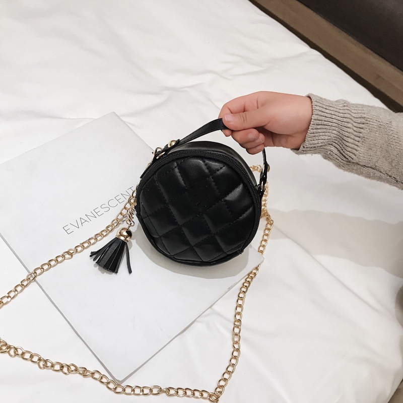 Designer Kids Princess Handbags Girls Letter Tassel Messenger Bag Children Chain Mini Change Purse Girl Princess Bags F025, Black
Designer Kids Princess Handbags Girls Letter Tassel Messenger Bag Children Chain Mini Change Purse Girl Princess Bags F025, Black
