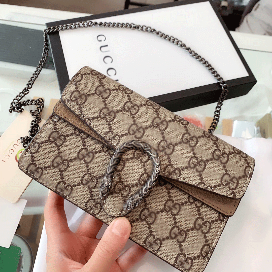 GG's LOUIS's VUTTON's LVs Crossbody Bag Handbags Purses Designer New Design Woman Bag Quality Texture Fashion SHOULD BAG Stone Pattern
GG's LOUIS's VUTTON's LVs Crossbody Bag Handbags Purses Designer New Design Woman Bag Quality Texture Fashion SHOULD BAG Stone Pattern